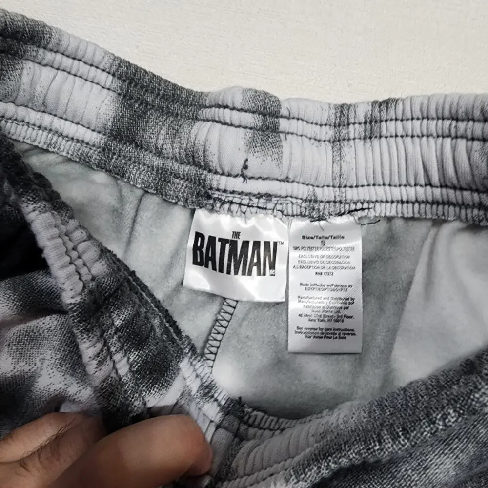 The Batman jogger shorts kids small